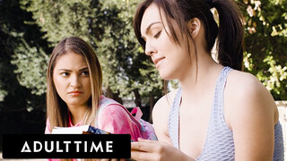 ADULT TIME - Koleszos Freya Parker beleszeret félénk leszbi tanítójába, Gizelle Blancóba