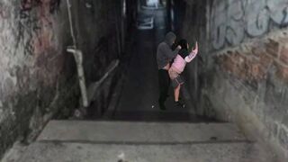 Barna csaj vadul átadva magát a favela urának a funk tánc után keményen
