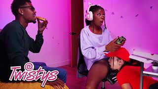 Twistys sztárjai, Hazel Grace és Rissa May forró leszbikus kalandja nagy mellekkel és punci nyalással